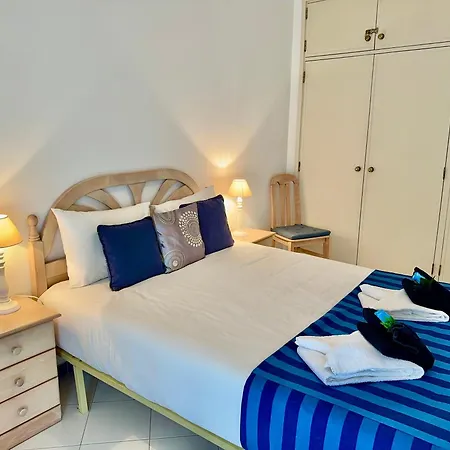 Concorde - Silhueta Citadina Apartman