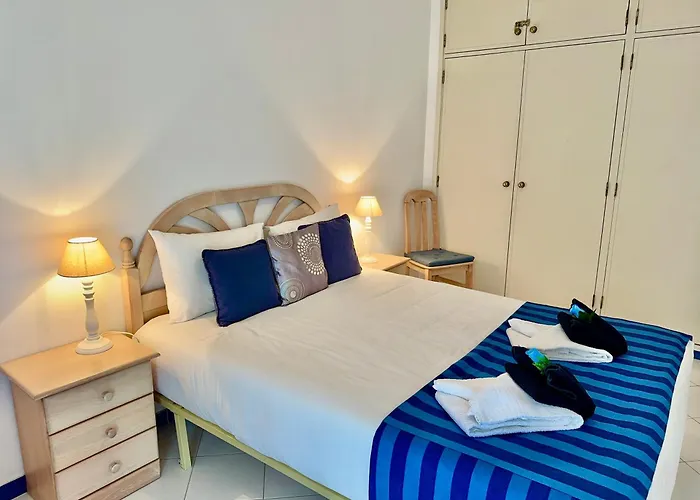 Concorde - Silhueta Citadina Apartment